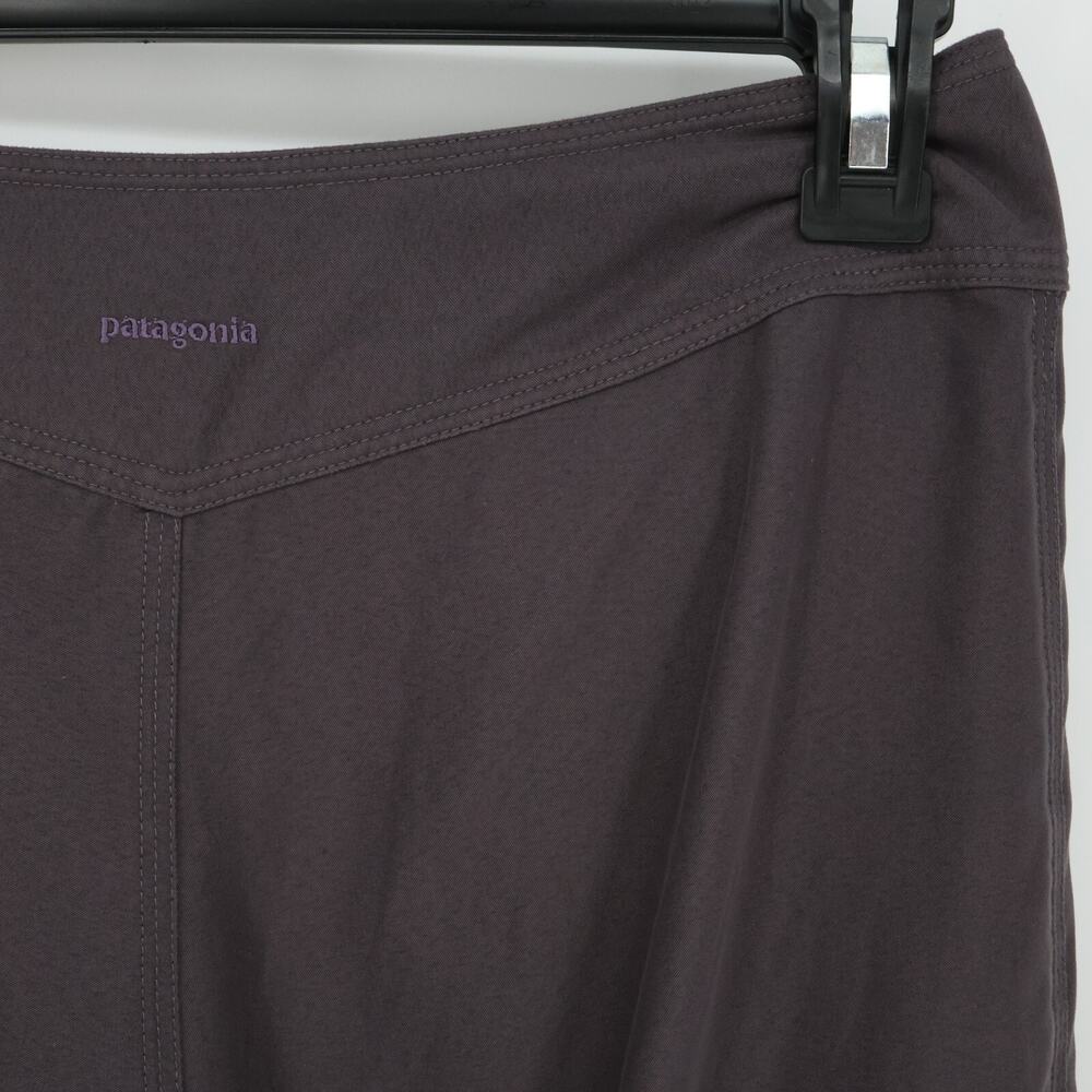Patagonia Pants Womens 2 Plum Ankle Hiking Straight Leg Zip Hook Loop Gorpcore - Picture 11 of 14